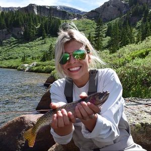 Meet your Posher, Emmy